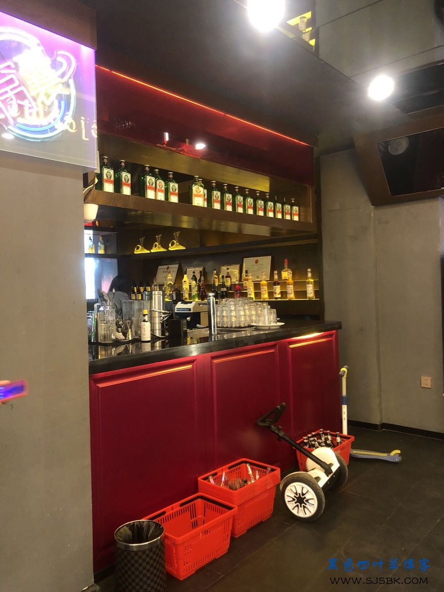 酒吧装修案例，官渡古镇潮奈酒吧最终完工照片-第12张图片
